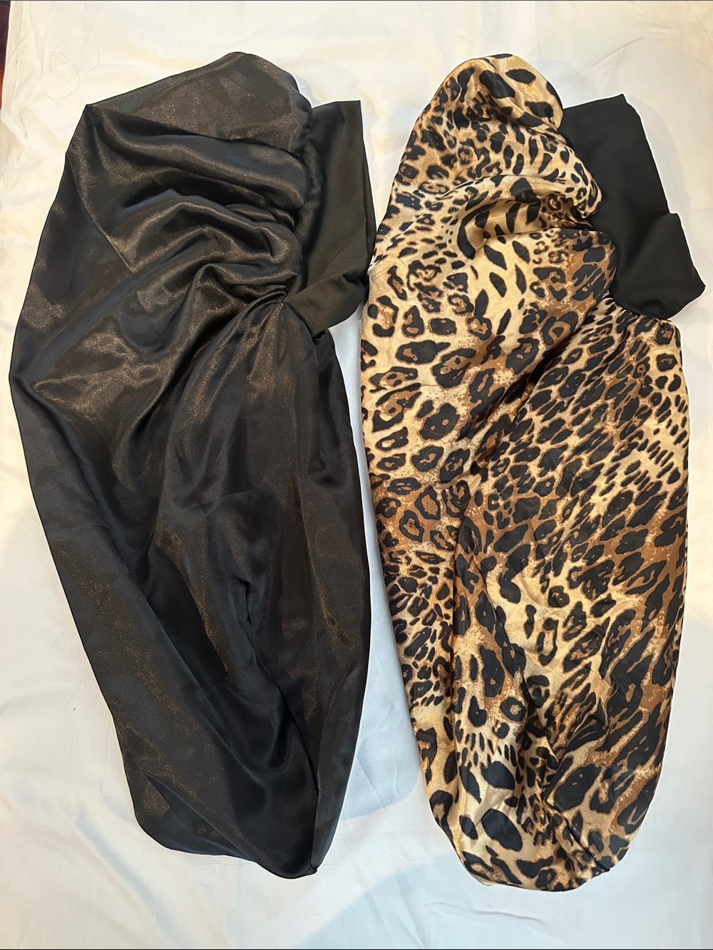 2 Satin Sleep Bonnets for Women – Black & Leopard Print for Braids
